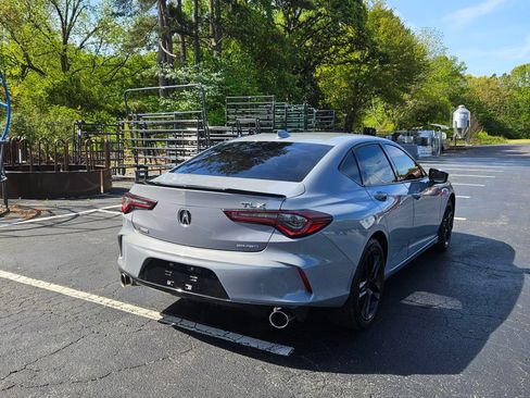 Used 2024 Acura TLX image 4