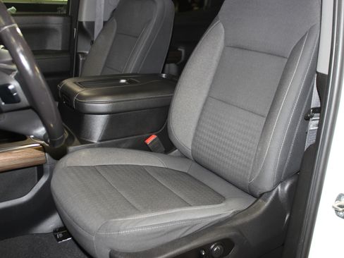 Used 2020 Chevrolet Silverado 1500 LT Trail Boss image 26