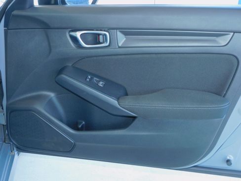 Used 2025 Honda Civic Sport image 23