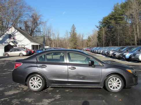 Used 2012 Subaru Impreza 2.0i Premium image 10
