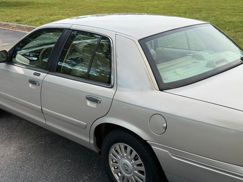 Used 2007 Mercury Grand Marquis LS RWD image 38