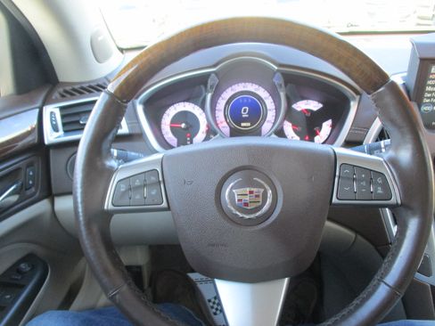 Used 2012 Cadillac SRX Luxury image 39