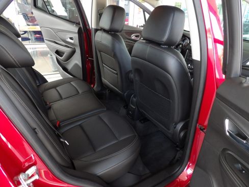 Used 2014 Buick Encore FWD Leather image 17