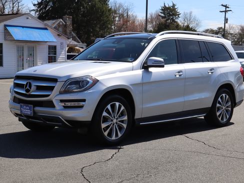 Used 2015 Mercedes-Benz GL 450 image 4