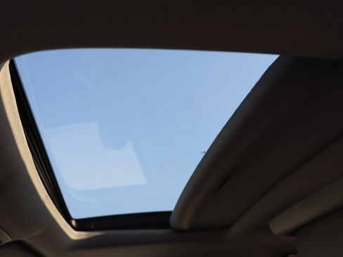 Used 2023 Honda Odyssey Touring image 34