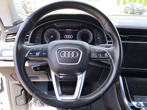 Used 2023 Audi Q8 Premium Plus image 23