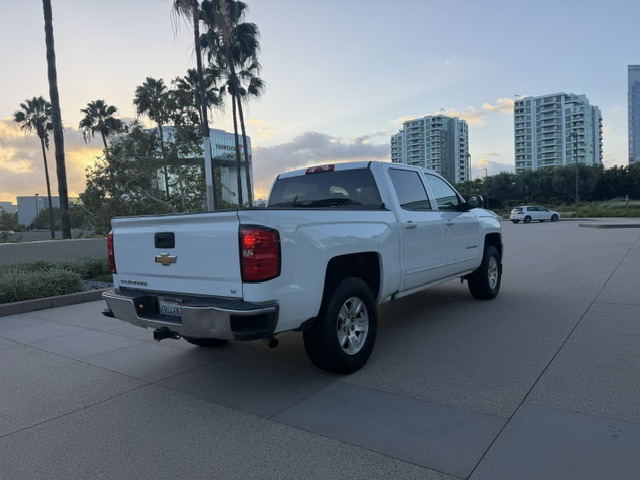 Used 2018 Chevrolet Silverado 1500 2WD Crew Cab LT image 8