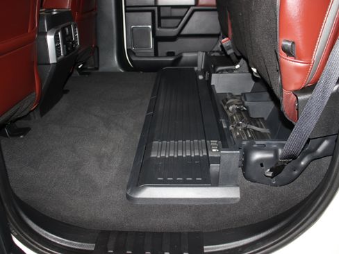 Used 2021 Ford F450 4x4 Crew Cab Super Duty image 28