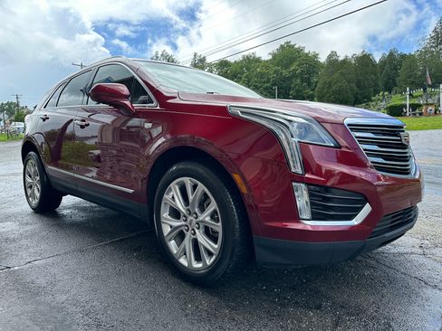 Used 2017 Cadillac XT5 Luxury image 5