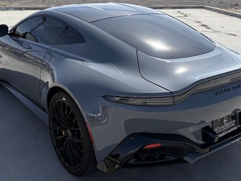 Used 2023 Aston Martin V8 Vantage image 5