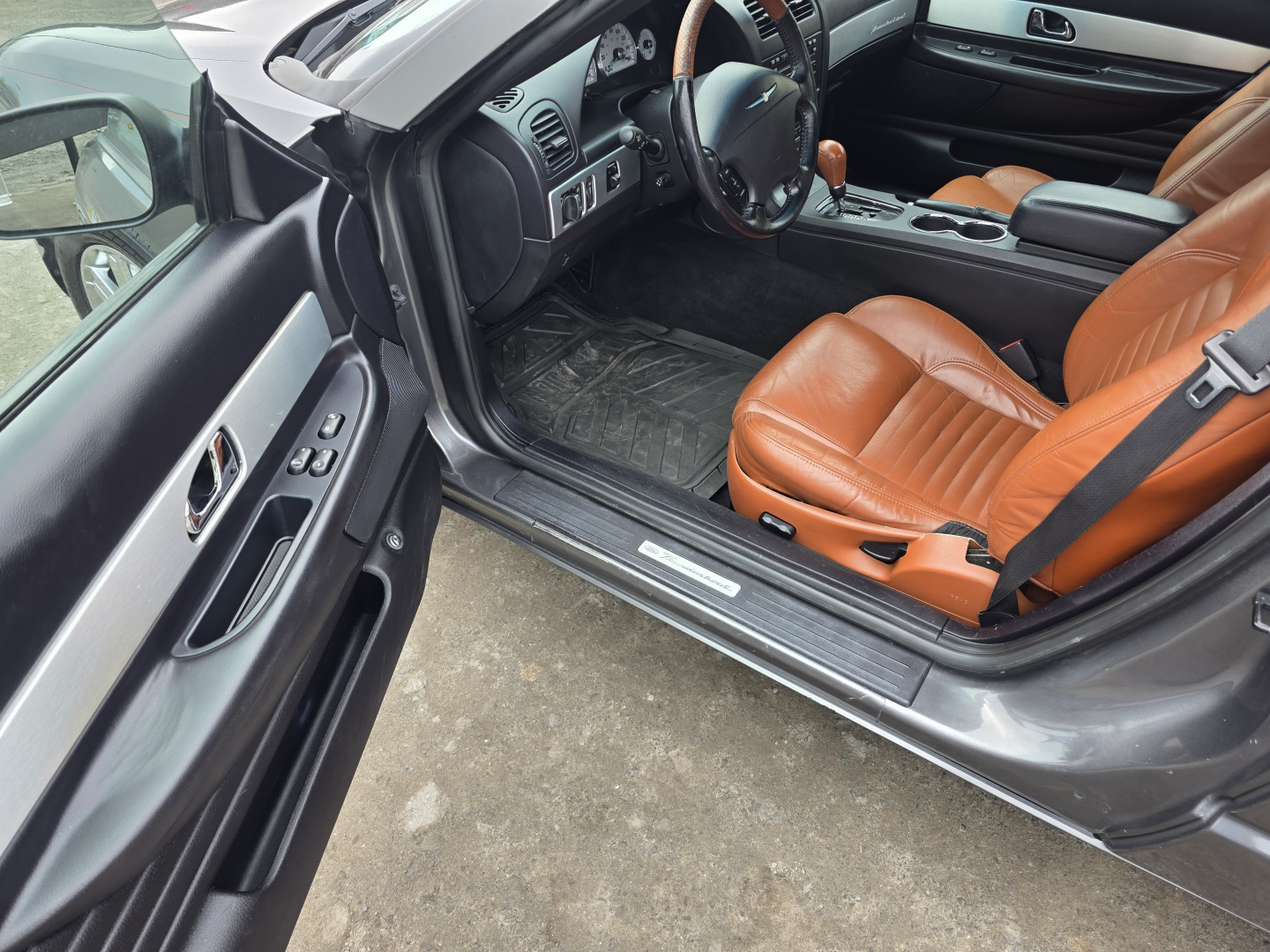 Used 2003 Ford Thunderbird UNAVAIL RWD image 13