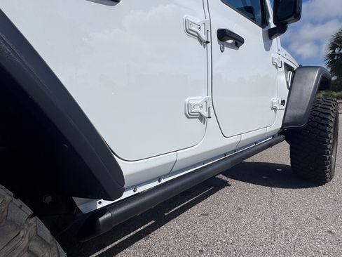 Used 2024 Jeep Wrangler 4WD Unlimited Sport image 41