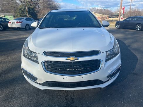 Used 2015 Chevrolet Cruze LT image 8
