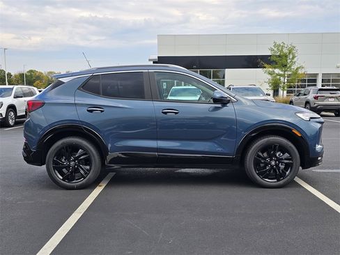 New 2026 Buick Encore GX Sport Touring image 9