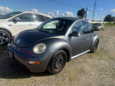 Used 2003 Volkswagen Beetle GL image 3