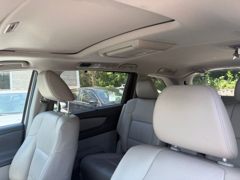 Used 2013 Honda Odyssey EX-L image 4