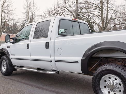 Used 1999 Ford F350 XLT image 22