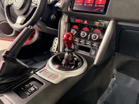 Used 2020 Toyota 86 image 13