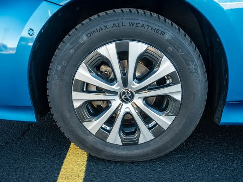 Used 2019 Toyota Prius image 40