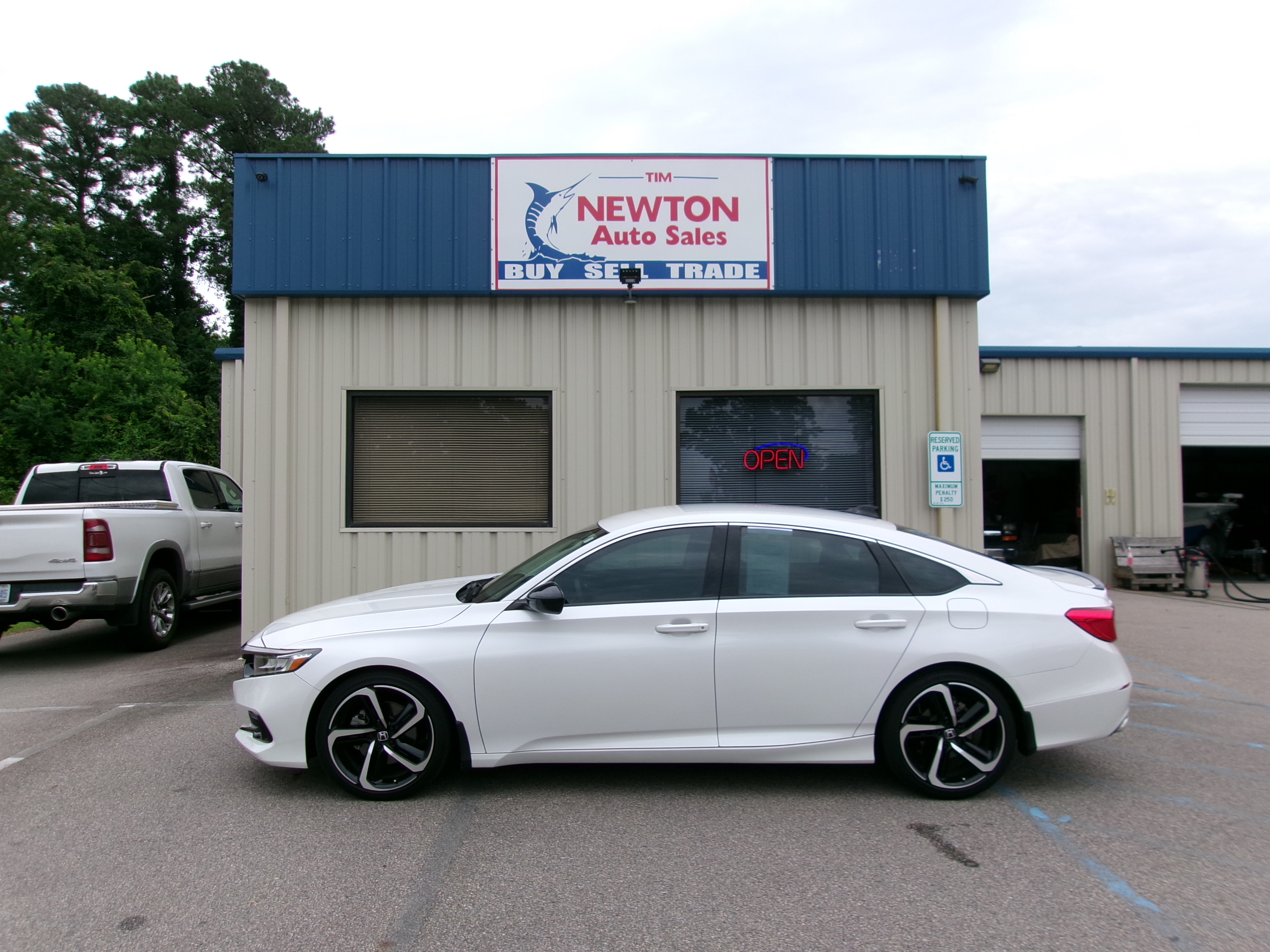 Used 2022 Honda Accord 1.5T Sport Special Edition image 19
