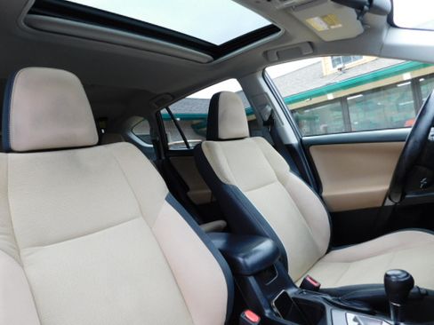 Used 2018 Toyota RAV4 XLE image 25