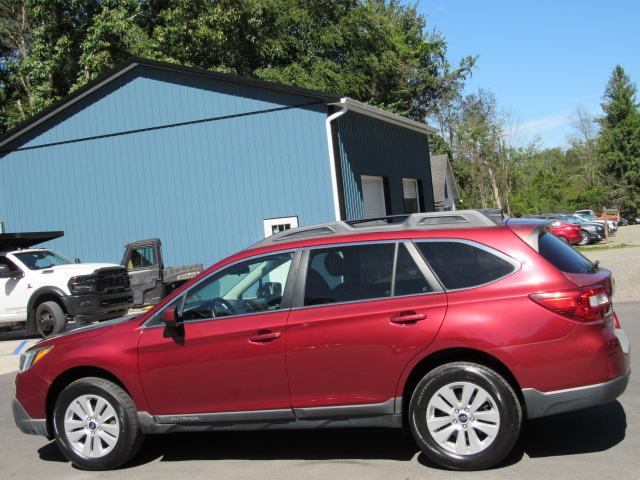 Used 2016 Subaru Outback 2.5i Premium AWD/4WD image 5