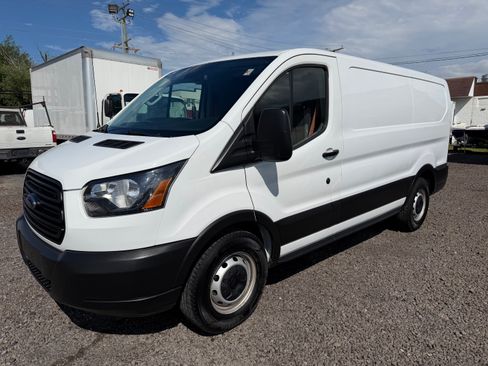 Used 2019 Ford Transit 150 130 Low Roof RWD image 1