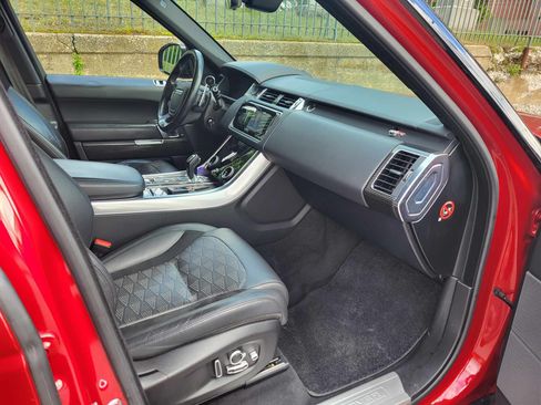 Used 2019 Land Rover Range Rover Sport SVR AWD/4WD image 13
