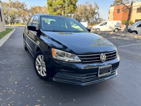 Used 2015 Volkswagen Jetta SE Sedan FWD image 3