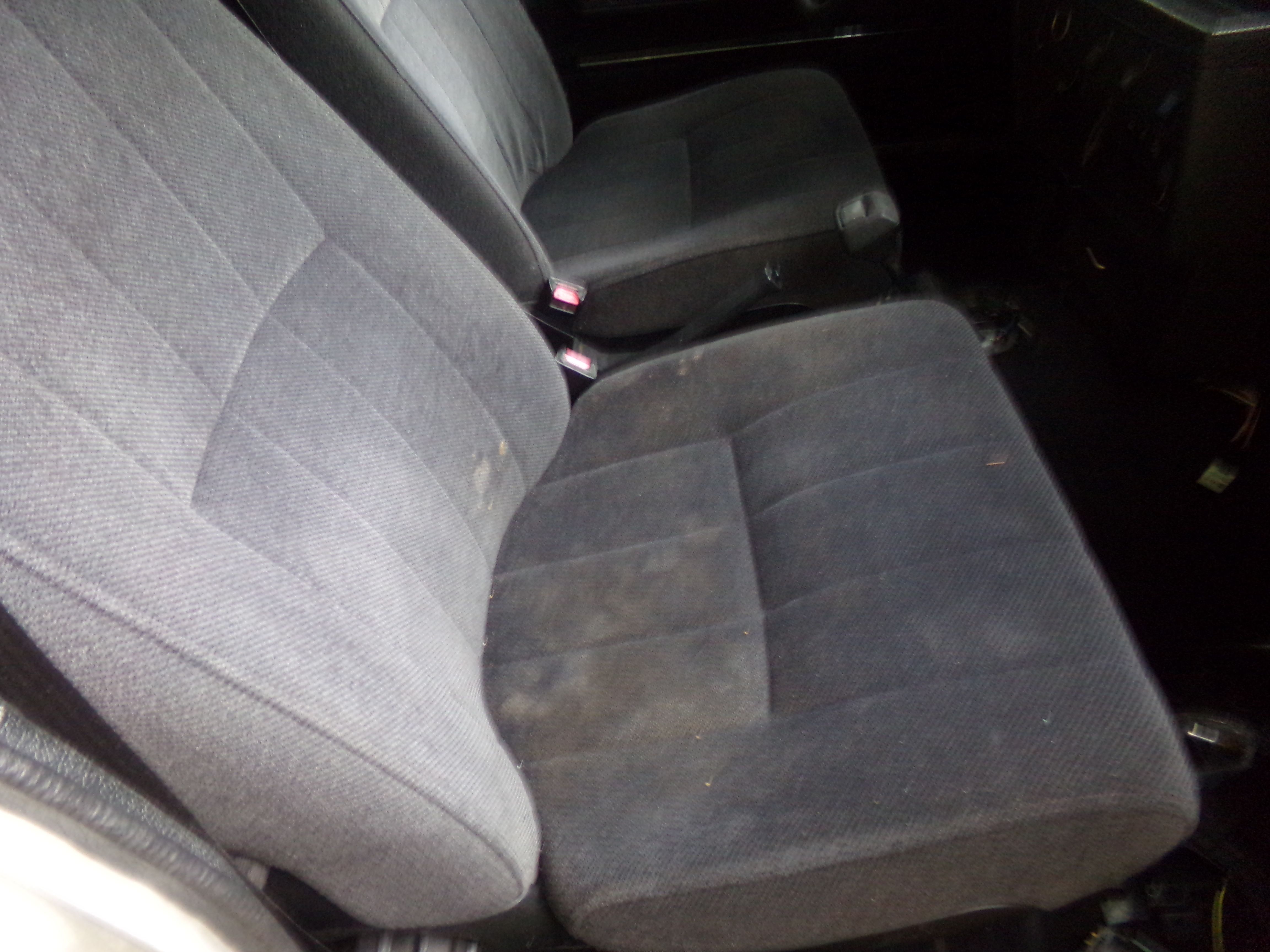 Used 1992 Volvo 240 GL Sedan RWD image 18