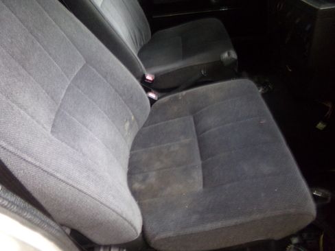 Used 1992 Volvo 240 GL Sedan RWD image 18