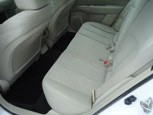 Used 2014 Subaru Outback 2.5i image 11