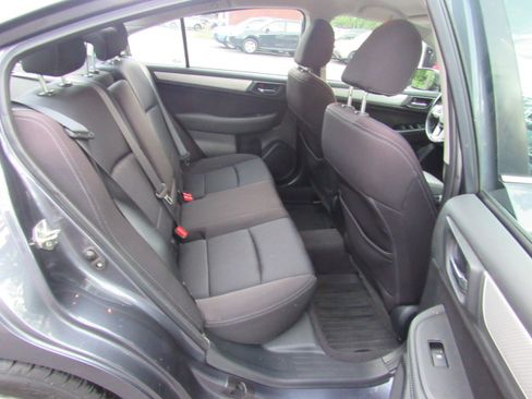 Used 2016 Subaru Legacy 2.5i Premium AWD/4WD image 18