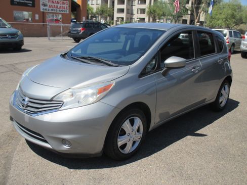 Used 2015 Nissan Versa Note SV w/ Sport Value Package FWD image 15