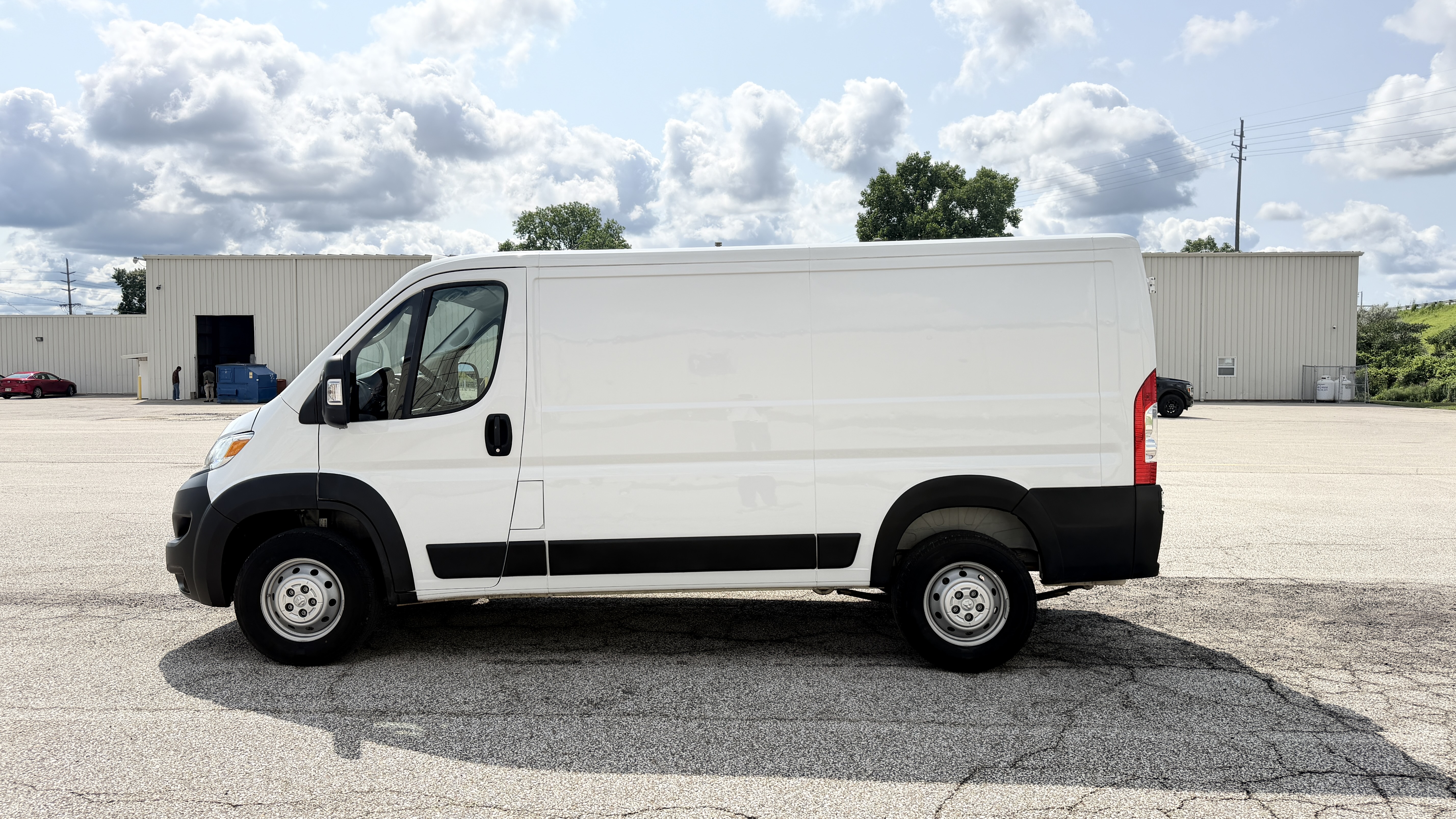 Used 2023 RAM ProMaster 2500 136 FWD image 8