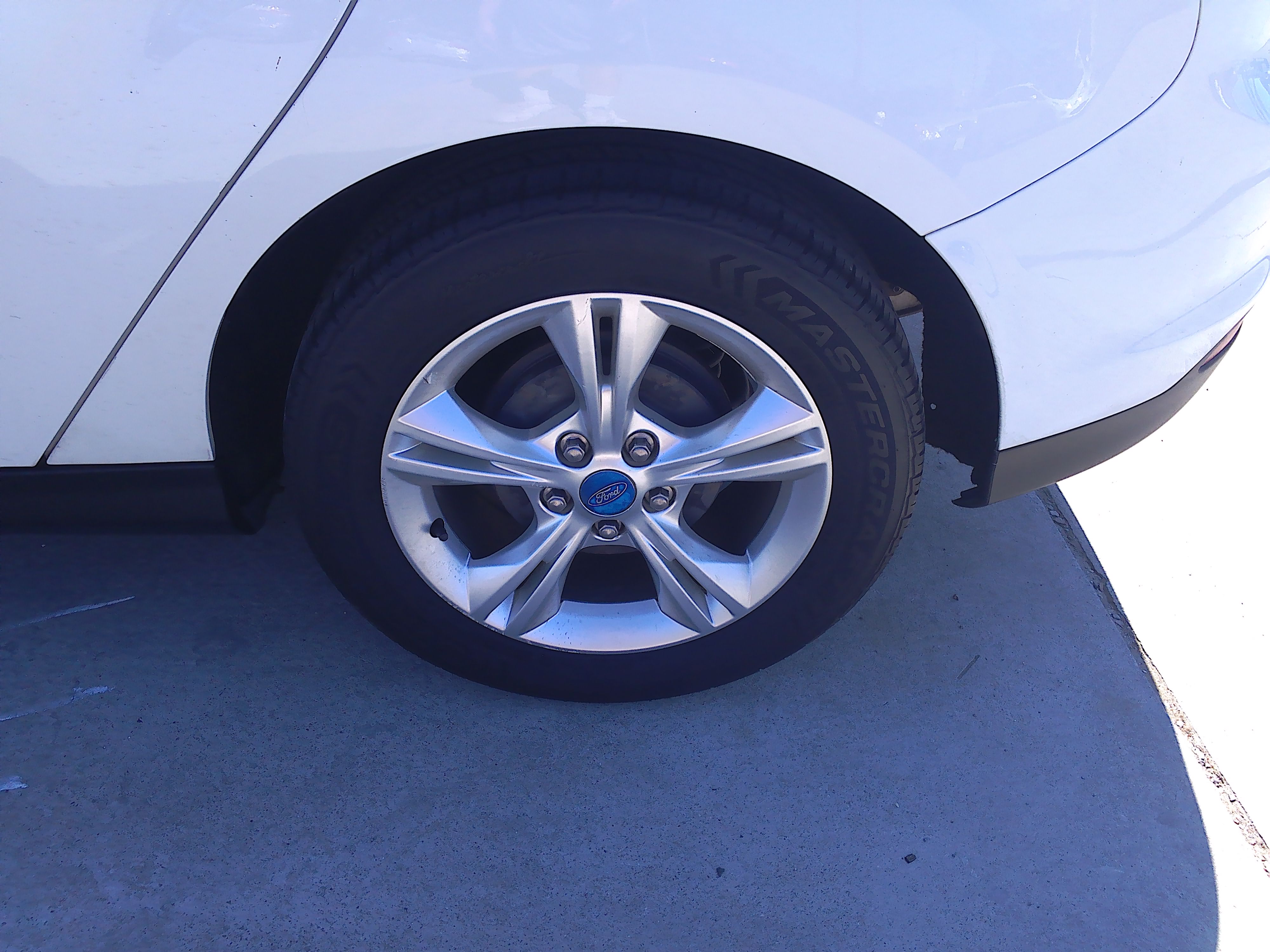 Used 2013 Ford Focus SE Hatchback FWD image 36