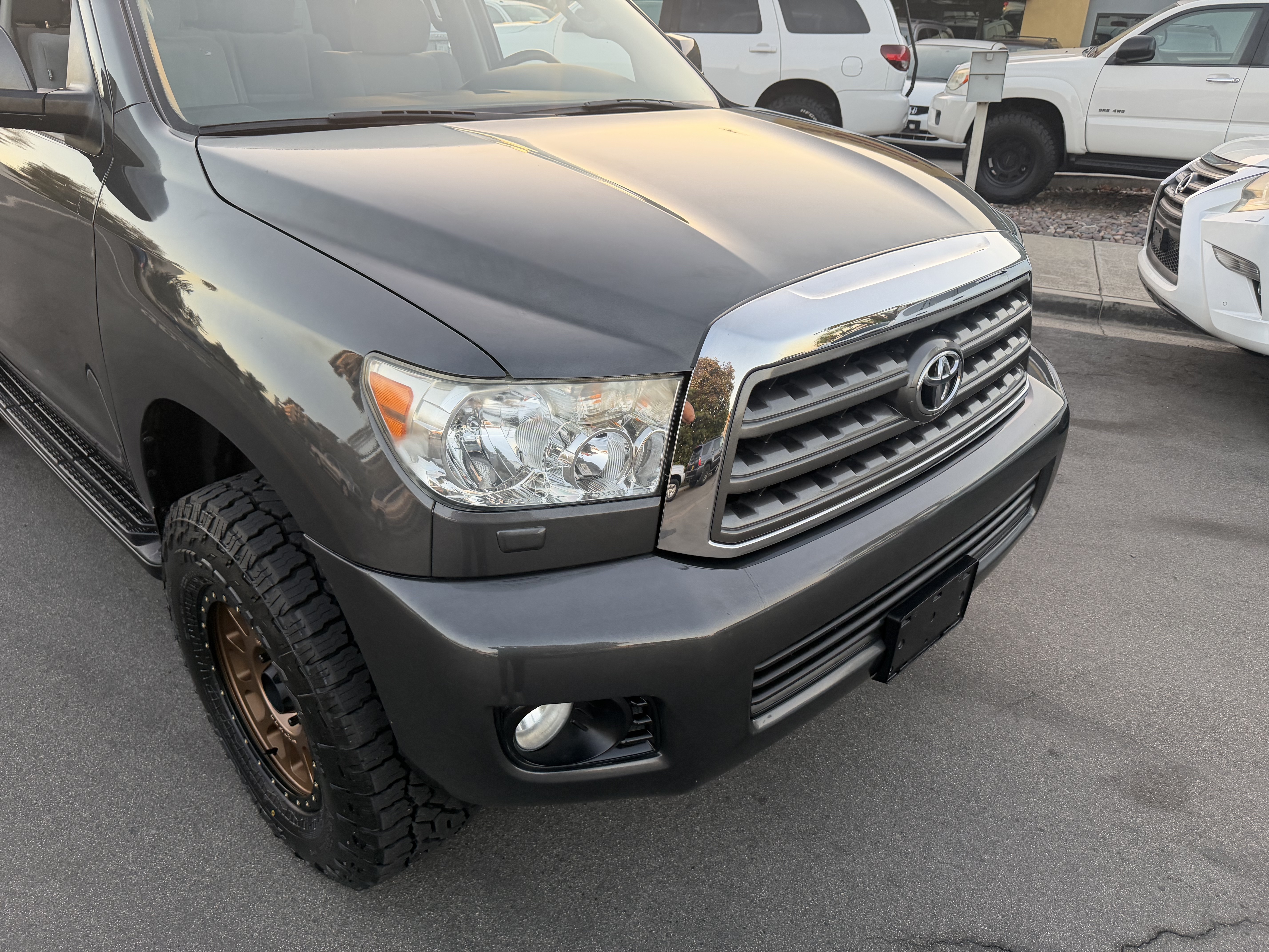 Used 2012 Toyota Sequoia 4WD image 11