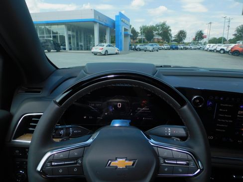 New 2025 Chevrolet Tahoe High Country image 2