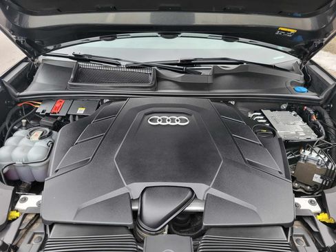 Used 2021 Audi Q8 Premium Plus image 8