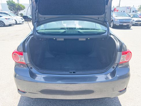 Used 2013 Toyota Corolla UNAVAIL FWD image 25