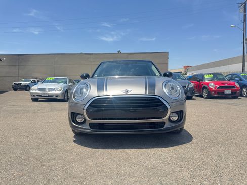 Used 2016 MINI Cooper Clubman FWD image 13