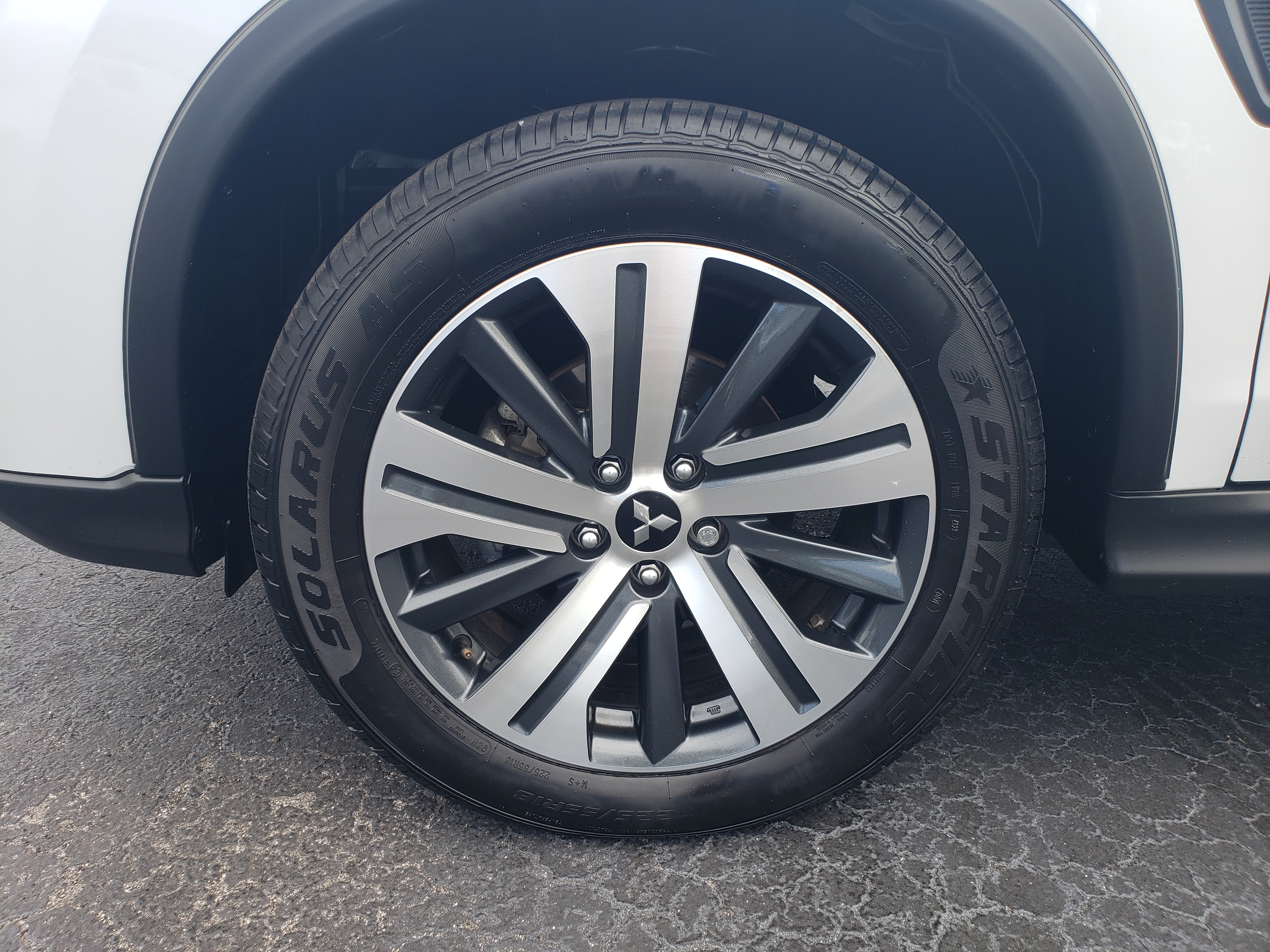 Used 2022 Mitsubishi Outlander Sport SE FWD image 9