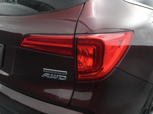 Used 2016 Honda Pilot Touring image 17