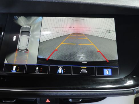 Used 2023 Buick Envision Avenir image 43