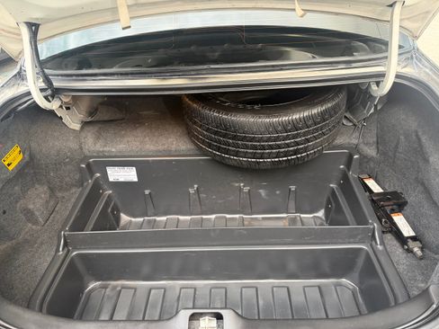 Used 2011 Ford Crown Victoria Police Interceptor RWD image 33