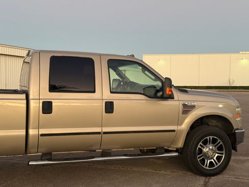 Used 2010 Ford F350 Lariat image 51