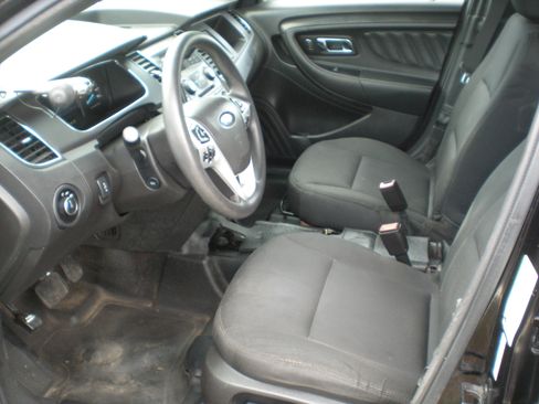 Used 2016 Ford Taurus Police Interceptor FWD image 4