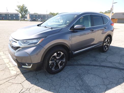 Used 2017 Honda CR-V AWD Touring image 2