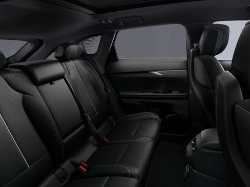 New 2025 Cadillac Optiq Sport 2 image 34