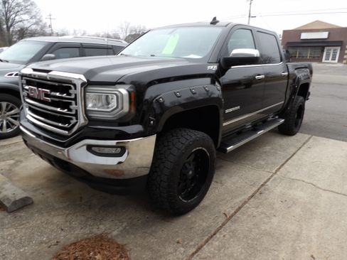 Used 2017 GMC Sierra 1500 SLT image 1